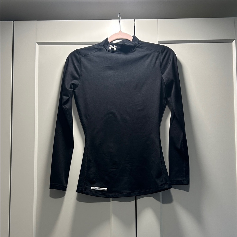 Under Armour Black Women’s Long-Sleeve Performance Top